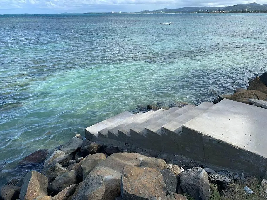 Newly Renovated 8 Bedroom Ocean Front Villa With Pool 리오그란데 푸에르토리코